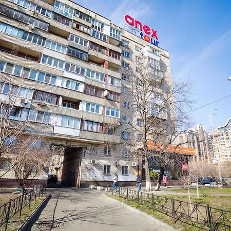 Apartment Near Metro Pecherskaya キエフ エクステリア 写真